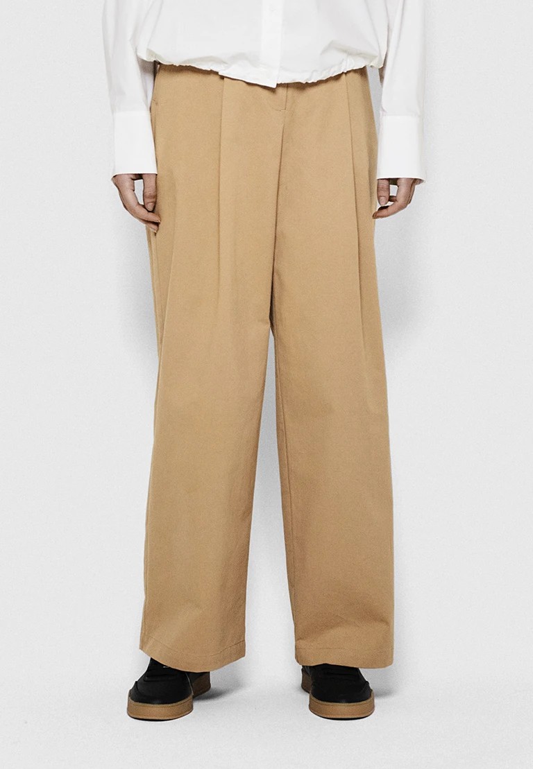 pantaloni in tessuto